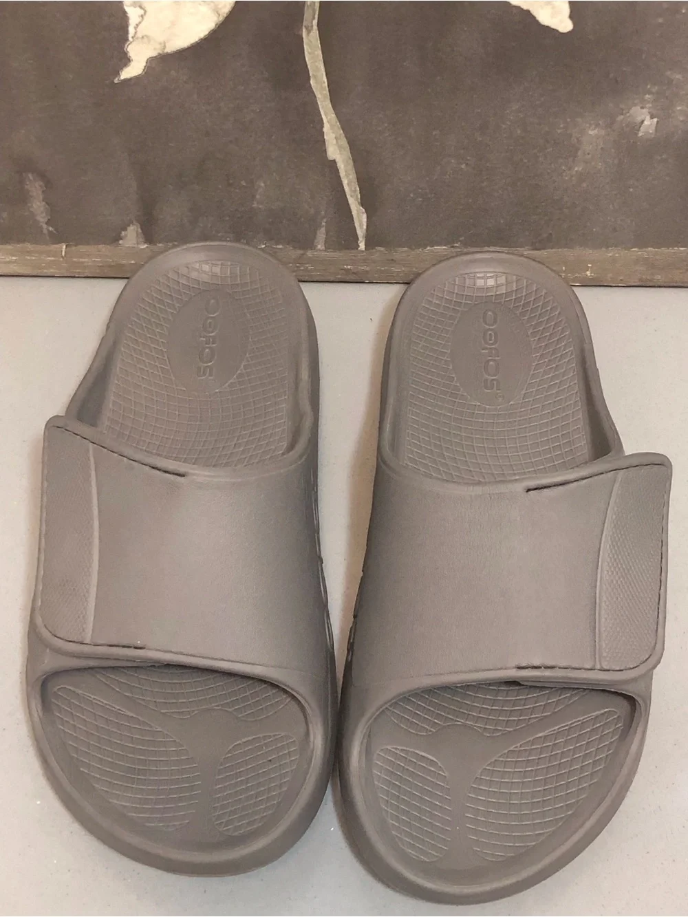 Oofos OOahh Slides sz 8